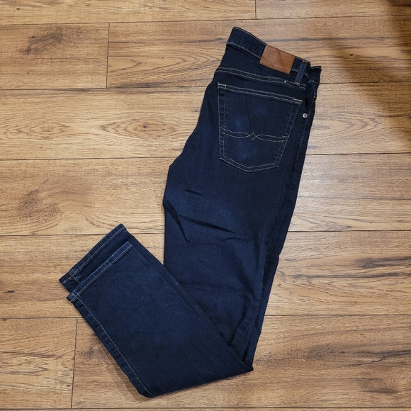 Lucky Brand Other - Mens Lucky Brand jeans